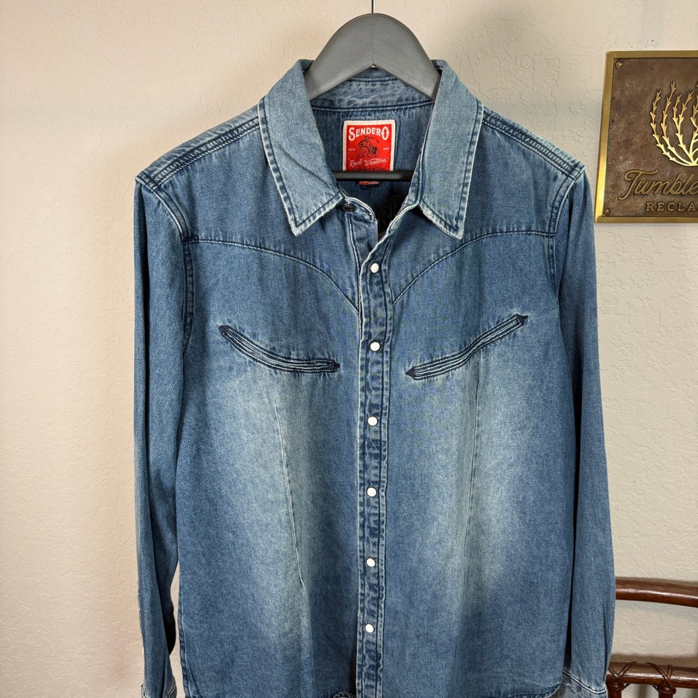 Sendero Provisions Co Womens XL Blue Denim Western Pearl Snap Smile Pocket Shirt - Picture 9 of 9
